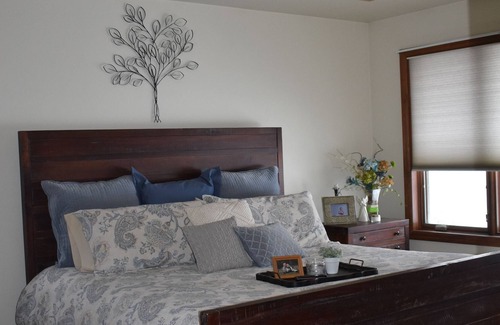 Butte Des Morts House | Canyon Way Retreat Oshkosh, WI