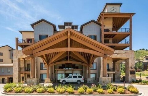 Park City Condo | Canyons Village Silverado new renovation. Owner managed and rarely rented.