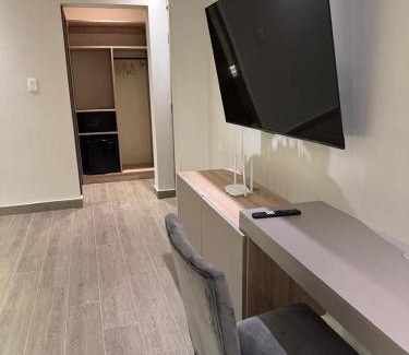 Renacimiento Apartment | CAONABO 35- 1 cama Queen XL con baño privado 205