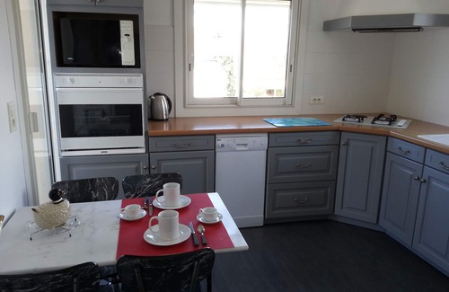 Cap-d'Antibes Apartment | CAP D'ANTIBES 200m FROM THE BEACH
