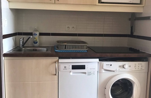 Cap Esterel Apartment | Cap Estérel Apt 4 pers air conditioned with WIFI- Bat C9 shopping street and quiet