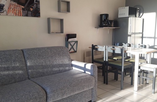 Cap Esterel Apartment | Cap Esterel "Sport Nature", T2 FULL SEA VIEW, 5 p , Swimming pool and Parking