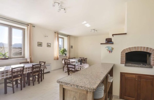 Villa Collemandina Apartment | Capanna (CNG175) by Interhome