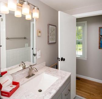 Dennis Port House | Cape Cod Cottage by Leavetown Vacations