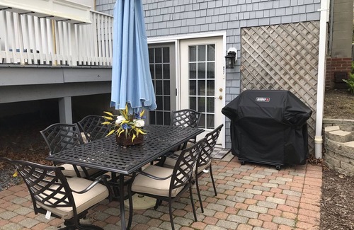 Mashpee House | Cape Cod Getaway - close to beaches, shopping and more