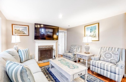 South Yarmouth House | Cape Cod Playhouse