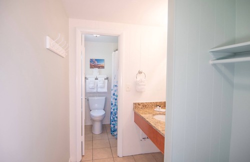 Provincetown Hotel | Cape Colony Inn
