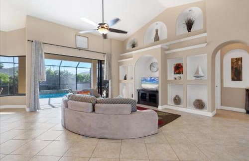 Burnt Store House | Cape Coral Villa 1001: Private Pool Tranquil Stay