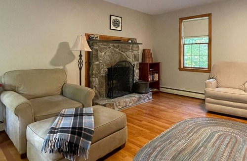 Sugar Hill House | Cape home with private washer/dryer, private deck, and grill
