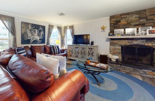 West Yarmouth House | Cape Shell Oasis