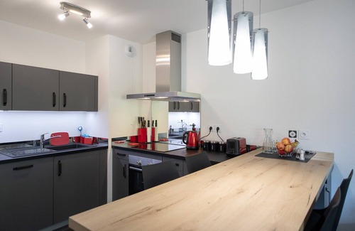 Morzine Apartment | CAPELLA - Morzine 2 bedroom Alpine Chalet Apartment