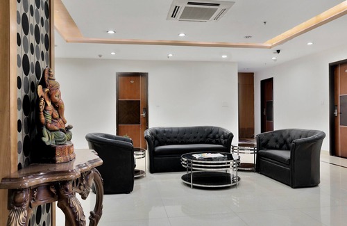 Kondapur Hotel | Capital O 12384 Hotel Rudra Grand
