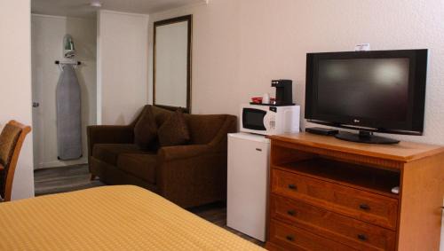 Ontario Hotel | Capital O Budget Inn Ontario I-84
