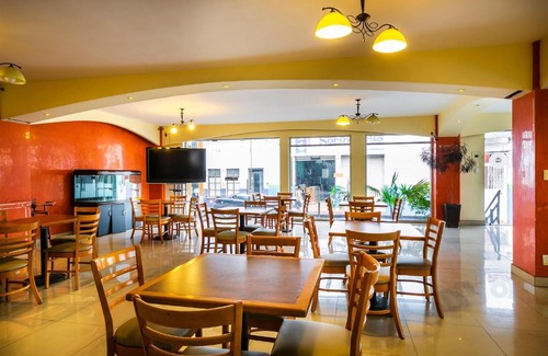 Centro Hotel | Capital O Continental ii, Uruapan
