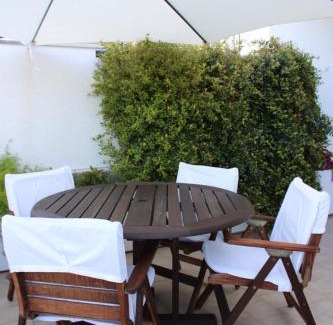 Capitolo Apartment | CAPITOLO SERENITY Beach & Free Pkg by GessicaHome
