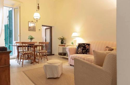 Santissima Annunziata Apartment | Capponi Deluxe Apartment