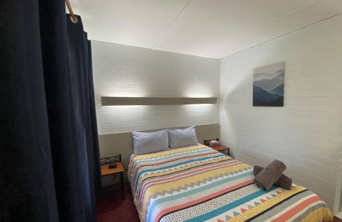 Balranald Hotel | Capri Motel