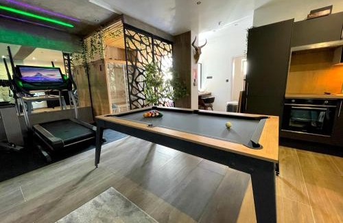 Valenciennes Apartment | Capsule Wellness - sauna - balneo - machine de sport privatif - PS5 - 2 chambres