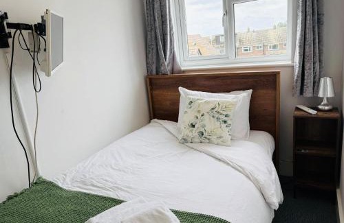 Littlestone-on-Sea Hotel | Captain Howey Hotel