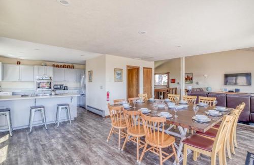 Roads End House | Captain Johns