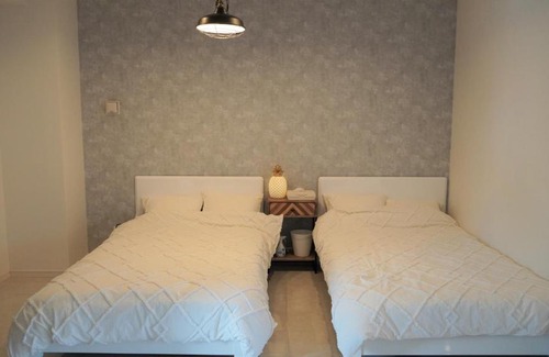 Sakimotobu Apartment | Captain Kangaroo Condo - Vacation STAY 62894v