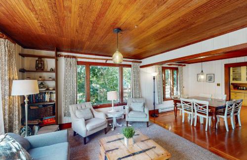 Manzanita House | Captain's Corner