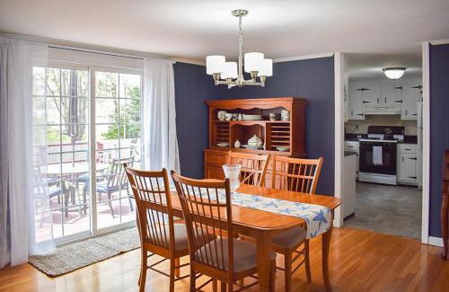 South Yarmouth House | Captain's Escape