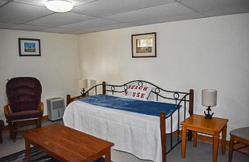 South Yarmouth House | Captain's Escape
