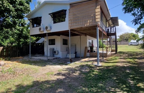 Cooktown House | Captain's Retreat Cooktown - Crews Quarters