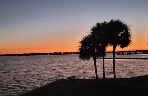 Shalimar Condo | Captains Cove Great Bay View