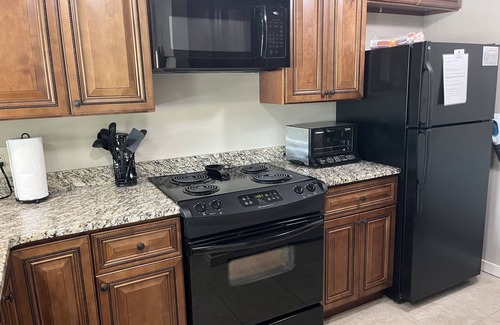 Palmetto Dunes Condo | Captains Quarters w/a Shelter Cove Marina view, 10% discount for weekly rentals
