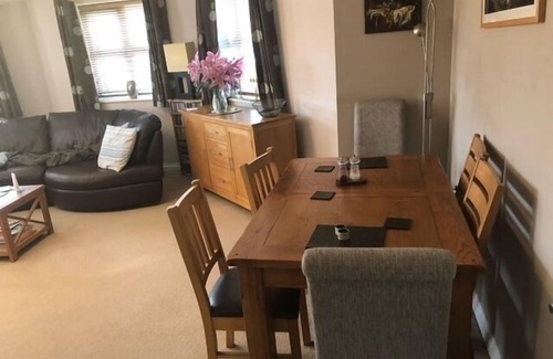 Copthorne Apartment | Captivating Apartment in Copthorne, near Gatwick