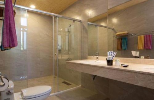 Hualien City Centre House | Caramel Hedge