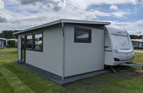 Midlum House | Caravan for 5 guests with 30m² in Wurster North Sea coast (188585)