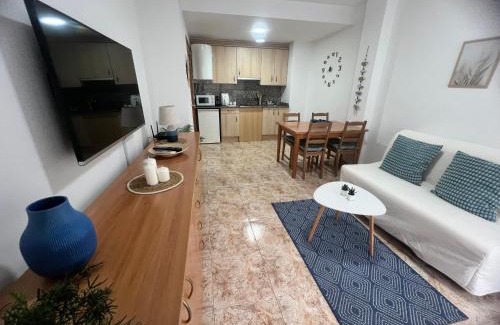 Lloret Town Center Apartment | CARBONELL- Buena zona y cerca de todo