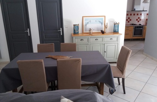 Maubuisson House | Carcans Maubuisson: spacious villa close to the lake and the ocean with wifi