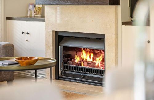 Cardrona House | Cardrona Retreat, resort spa & swimming pool!