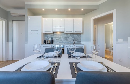 Novoli - San Donato Apartment | Careggi/Rifredi Chic Apartment Tramvia T1-T2