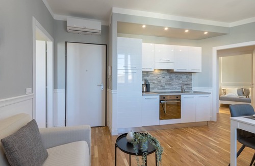 Novoli - San Donato Apartment | Careggi/Rifredi Chic Apartment Tramvia T1-T2