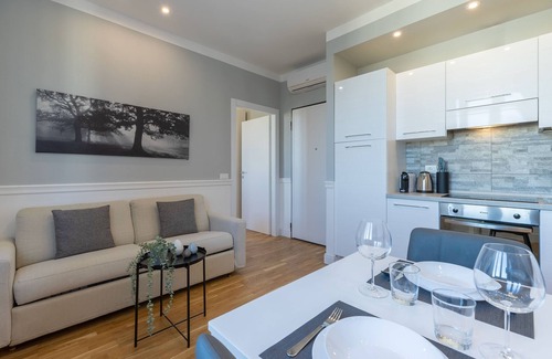 Novoli - San Donato Apartment | Careggi/Rifredi Chic Apartment Tramvia T1-T2