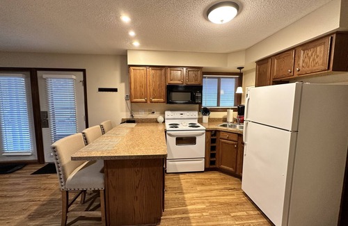 Lake Delton Condo | Caribbean Club Resort