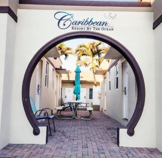 Hollywood Hotel | Caribbean Resort by the Ocean