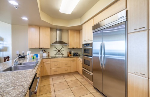 Orange Beach East Condo | Caribe D814