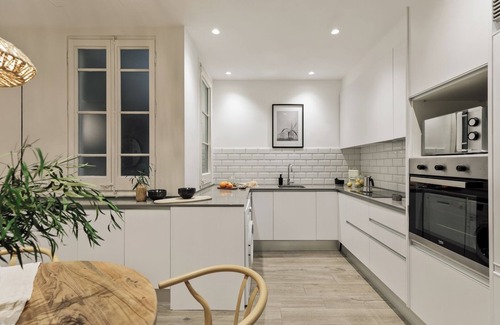 Les Corts Apartment | Caris - 2 bedrooms and balcony in Les Corts