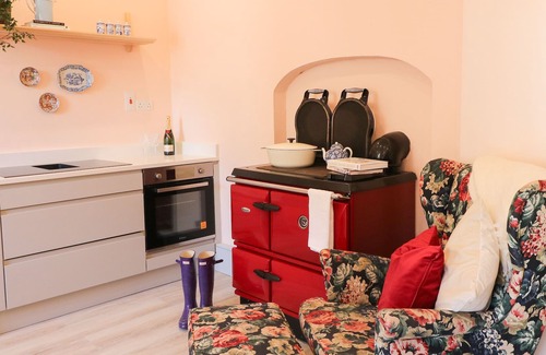Enniscorthy Cottage | CARLEY'S BRIDGE HOUSE, family friendly in Enniscorthy, County Wexford