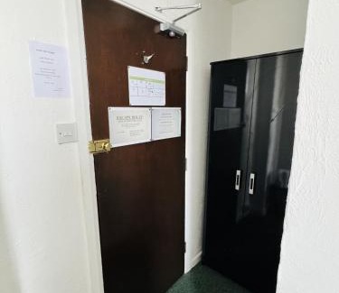 Eastbourne Seafront Hotel | Carlton Court Hotel Eastbourne
