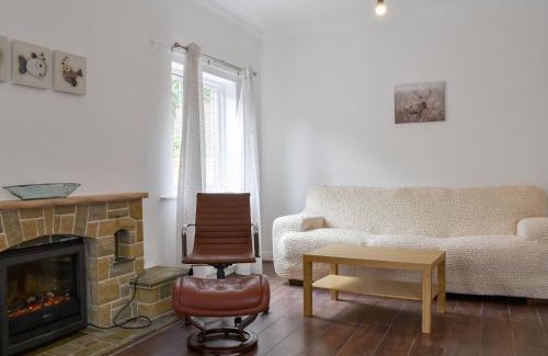 Hazel Grove House | Carlton House