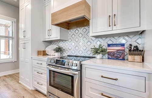 Eufaula House | Carlton Landing-Landing Pad