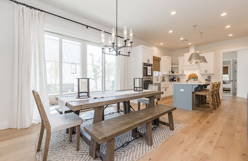 Carlton Landing House | Carlton Landing-Charlotte's Nook