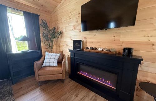 Yellville Apartment | Carlton Marion Inn